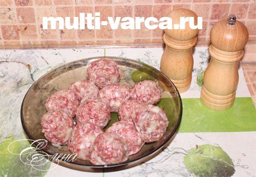 Їжачки з фаршу з рисом у мультиварці