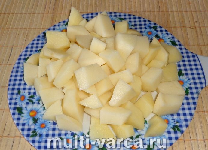 Юшка з коропа в мультиварці