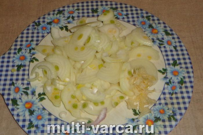 Картопляна запіканка з індичкою в духовці