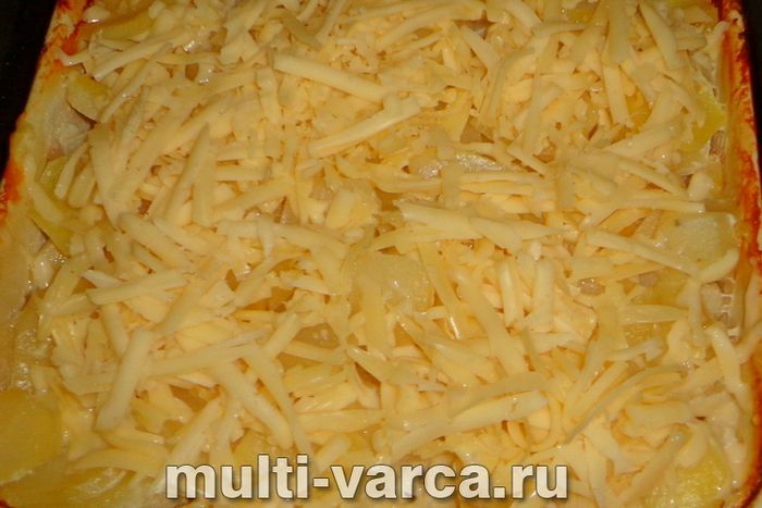 Картопляна запіканка з індичкою в духовці