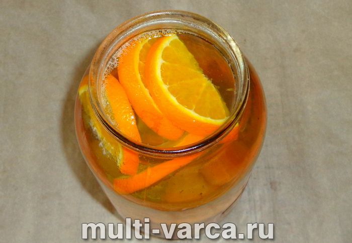 Компот із аґрусу з апельсином на зиму