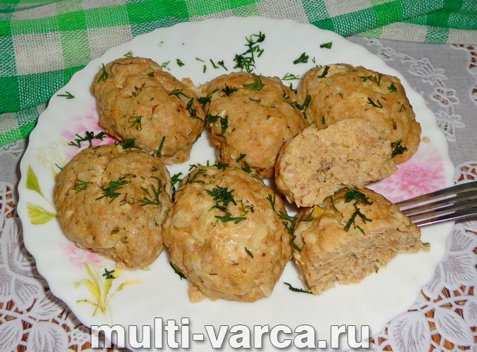Котлети зі свинини на пару в мультиварці