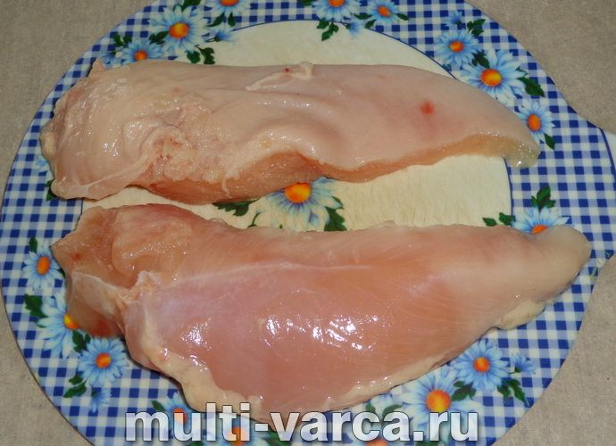 Курячі рулетики з ананасами в духовці