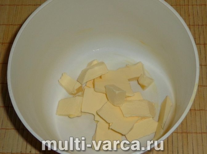 Лимонний бісквіт у мультиварці
