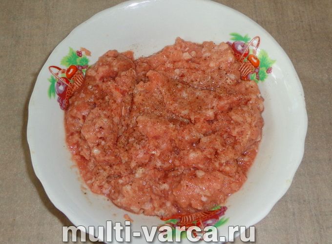 Макарони з котлетами в мультиварці