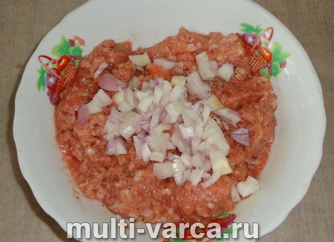 Макарони з котлетами в мультиварці