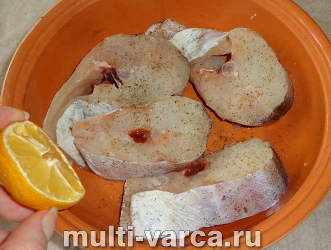 Минтай на пару в мультиварці