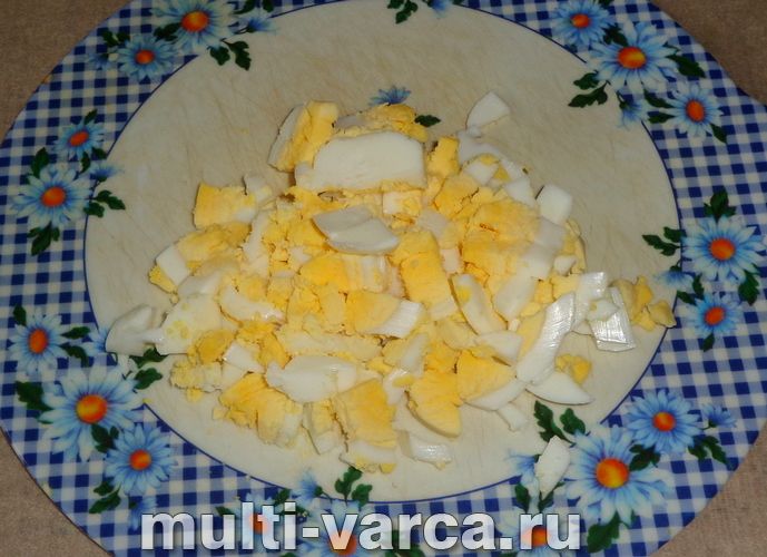Огірки сиром і яйцем