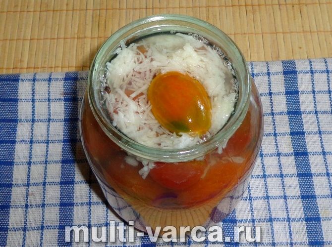 Помідори з часником на зиму