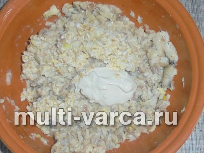 Рибні биточки в томатному соусі