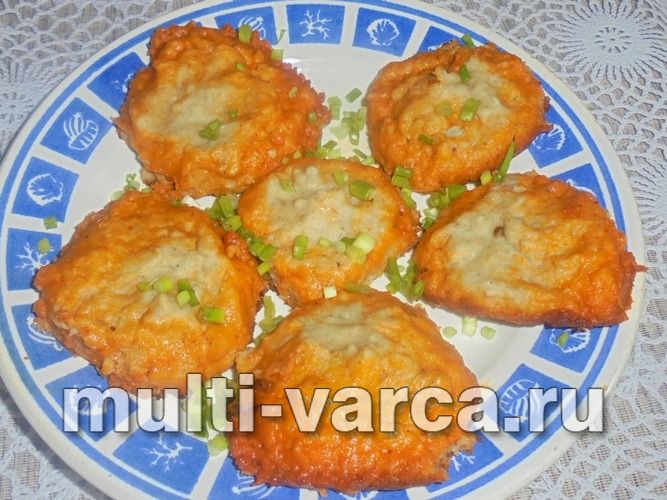 Рибні биточки в томатному соусі