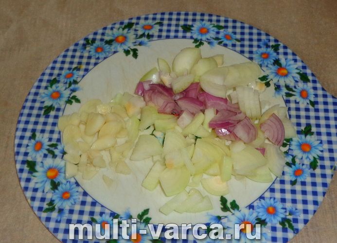 Сациві з курки в мультиварці
