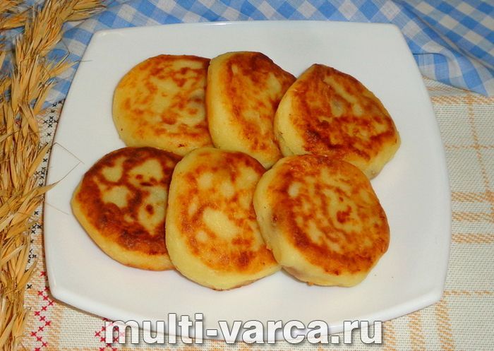 Сирники з манкою в мультиварці