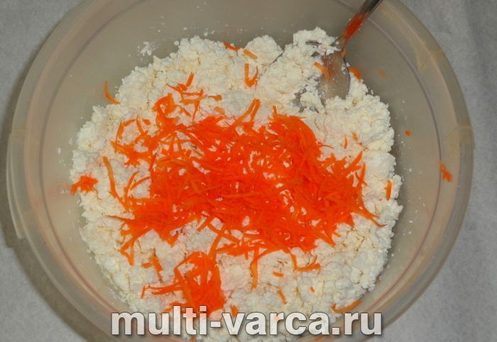 Сирно-морквяна запіканка в мультиварці