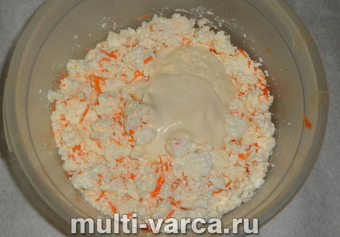 Сирно-морквяна запіканка в мультиварці