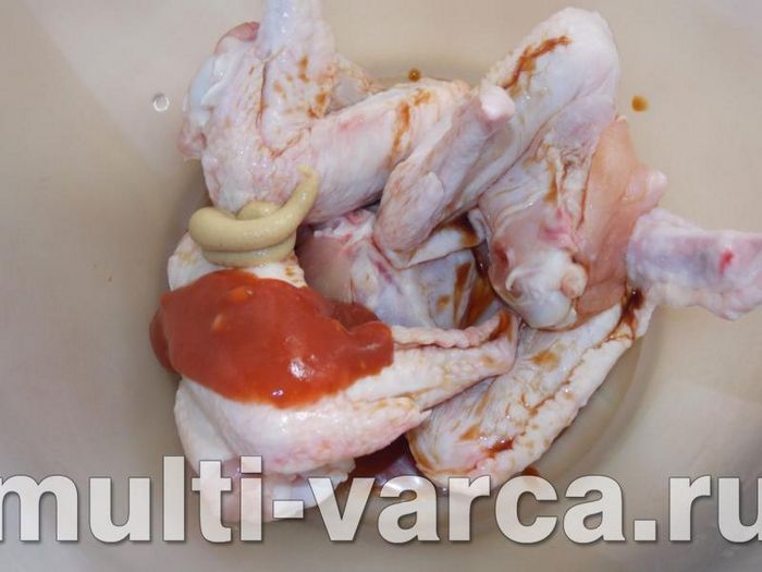 Смачні, хрусткі курячі крильця з кунжутом