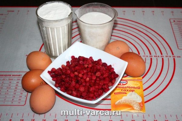 Сунична шарлотка