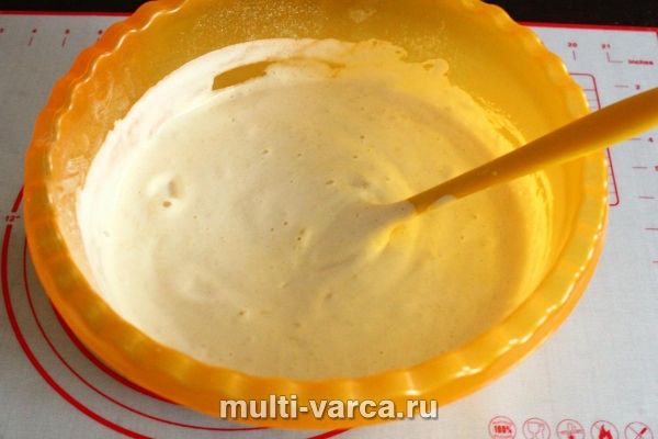 Сунична шарлотка