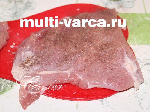 Свинячі рулетики з начинкою із сиру фета та волоськими горіхами