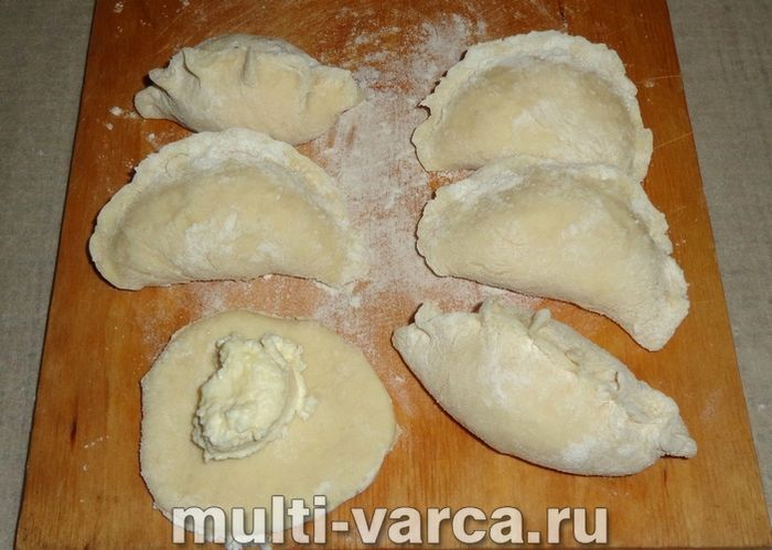 Вареники з сиром на пару в мультиварці