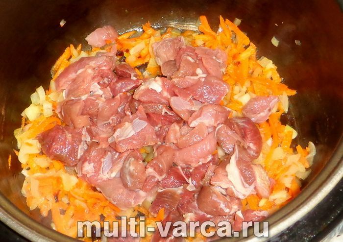 Вермішель із м'ясом у мультиварці