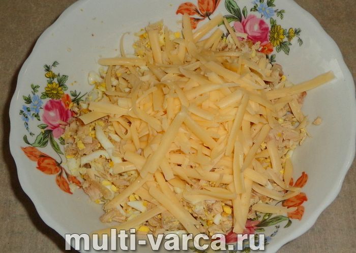 Закуска &laquo;Мишки&raquo; з курячої грудки, сиру і яєць