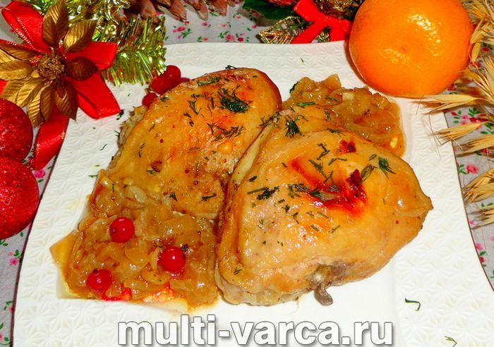 Запечена курка в маринаді з червоної смородини
