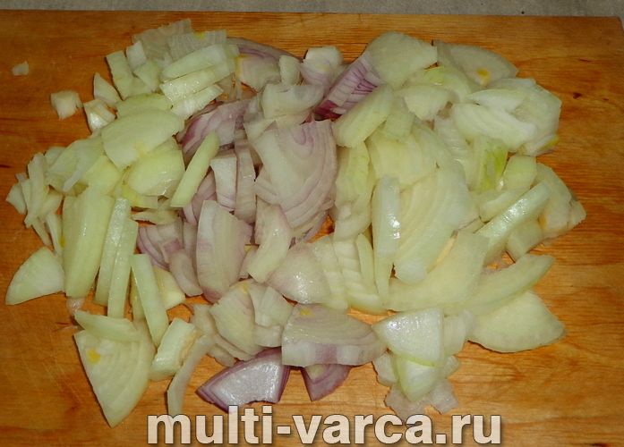 Запечена курка в маринаді з червоної смородини