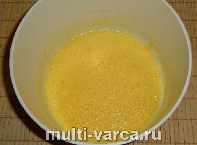Бісквіт на молоці в мультиварці