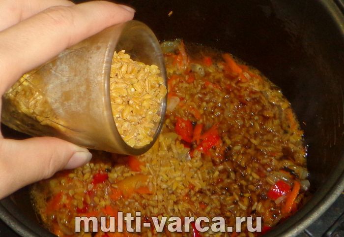 Булгур із замороженими овочами в мультиварці