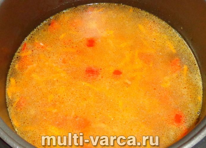 Бурий рис з овочами в мультиварці