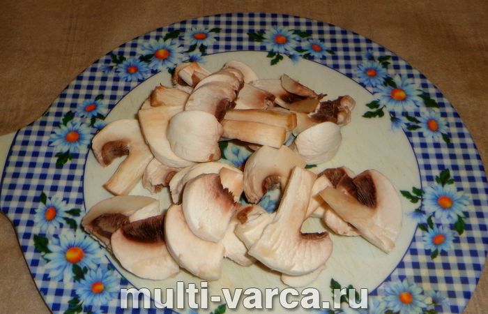 Індичка з печерицями в мультиварці