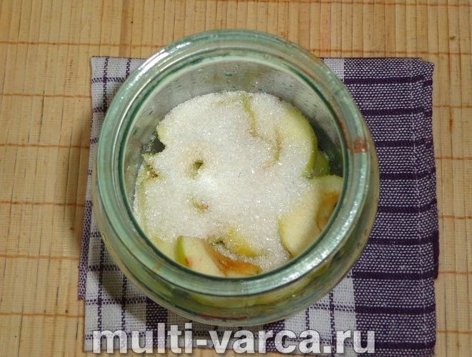 Яблучний компот із білого наливу на зиму