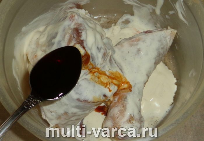Як запекти гомілку індички на кістці в мультиварці