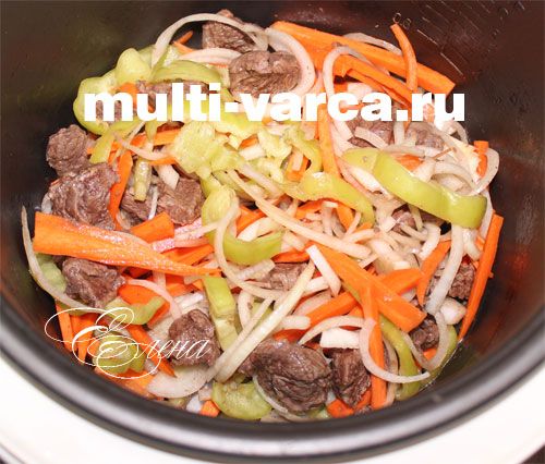 Яловичина з капустою в мультиварці