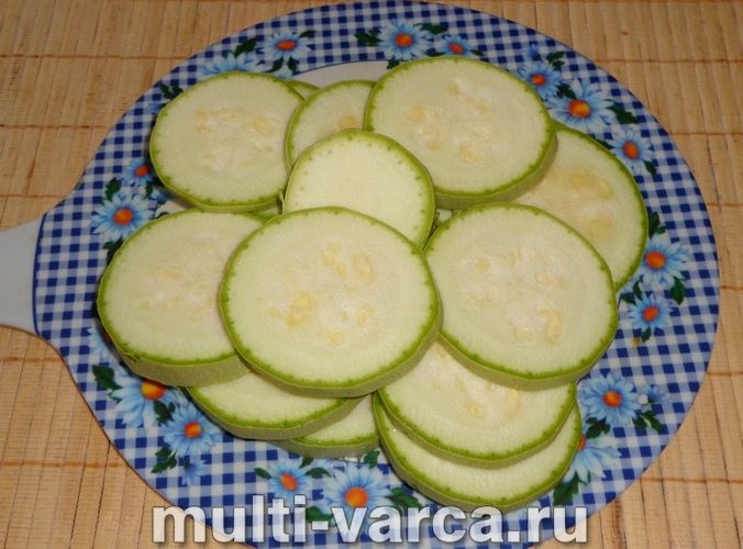 Кабачки в клярі в мультиварці