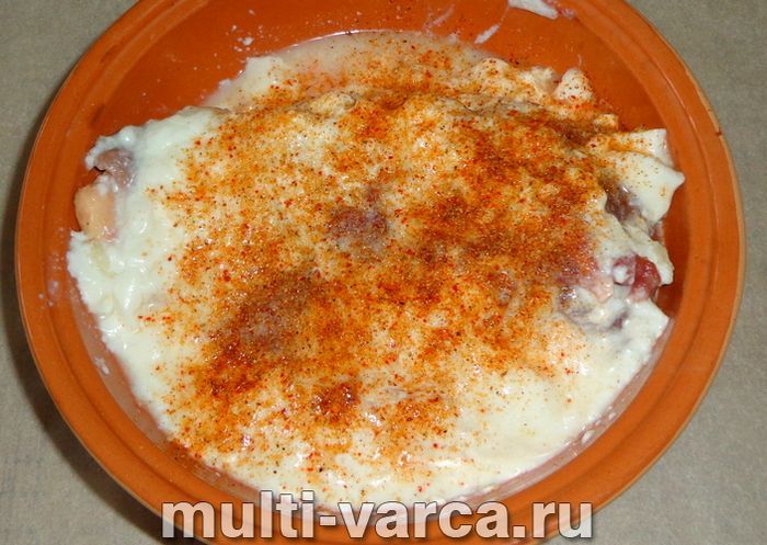 Качина грудка з яблуками в рукаві
