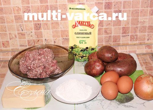Картопляна запіканка з фаршем у мультиварці
