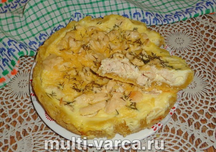 Кіш із куркою в мультиварці