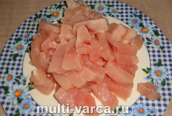Кіш із куркою в мультиварці