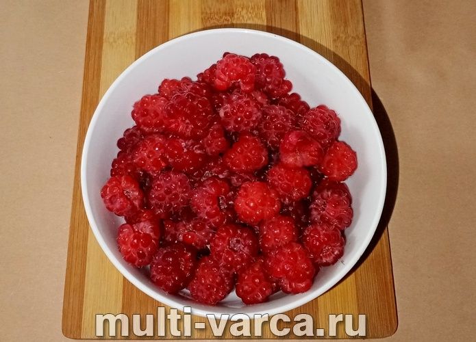 Компот із черешні та малини на зиму
