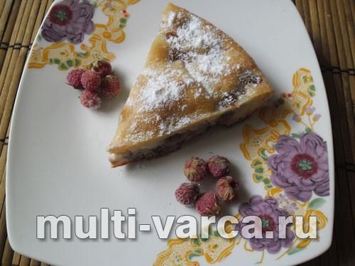 Ледачий пиріг із сиром і ягодами