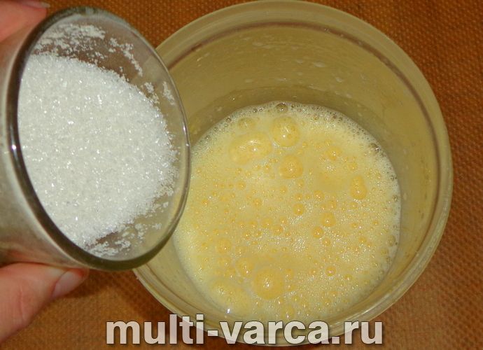 Манник із бананом у мультиварці