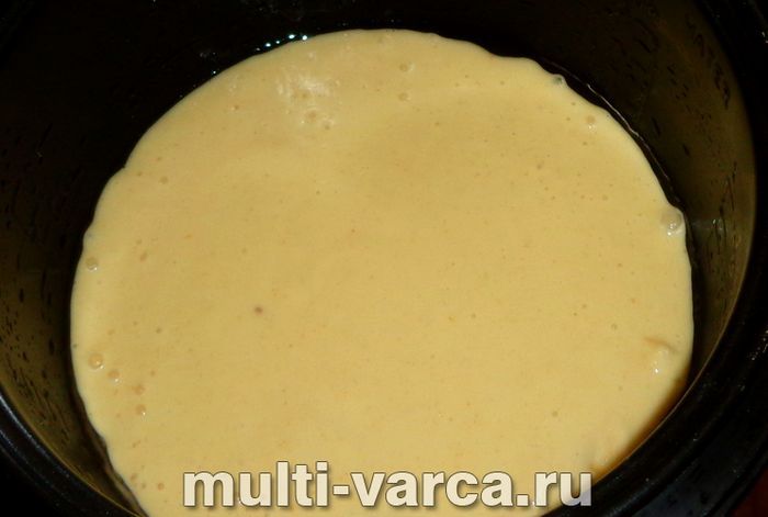 Манник із бананом у мультиварці