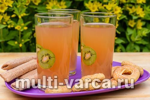Напій із ревеню