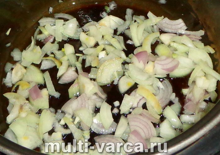 Овочева солянка в мультиварці