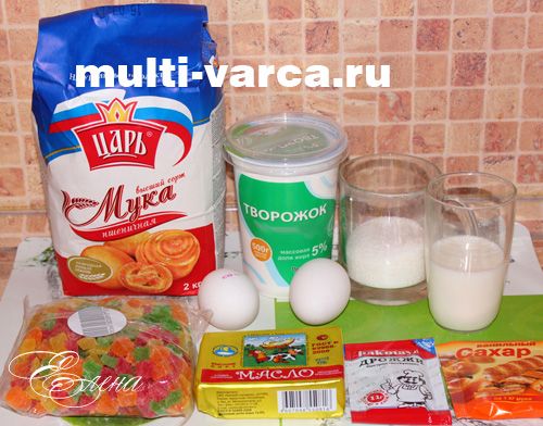 Паска з сиром і цукатами в мультиварці