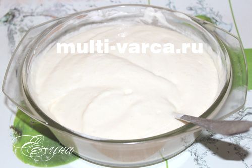 Паска з сиром і цукатами в мультиварці