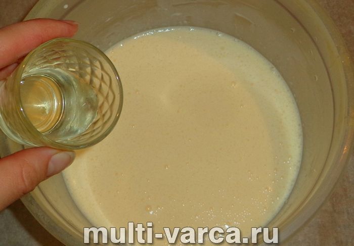 Пиріг із печінкою в мультиварці