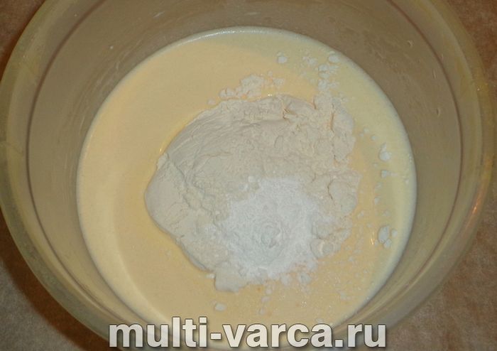 Пиріг із печінкою в мультиварці